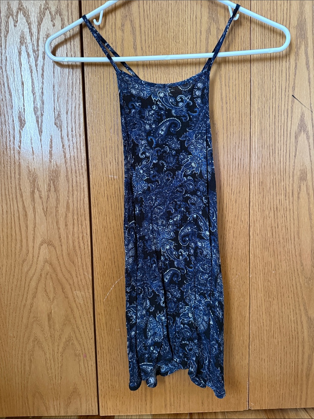 Full Tilt Navy and White Paisley Tank Top